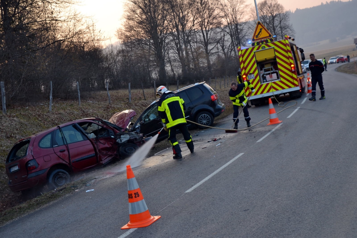 OMONDO FAITS DIVERS - Accident mortel à 180 km/h dans le Doubs : le conducteur était alcoolisé